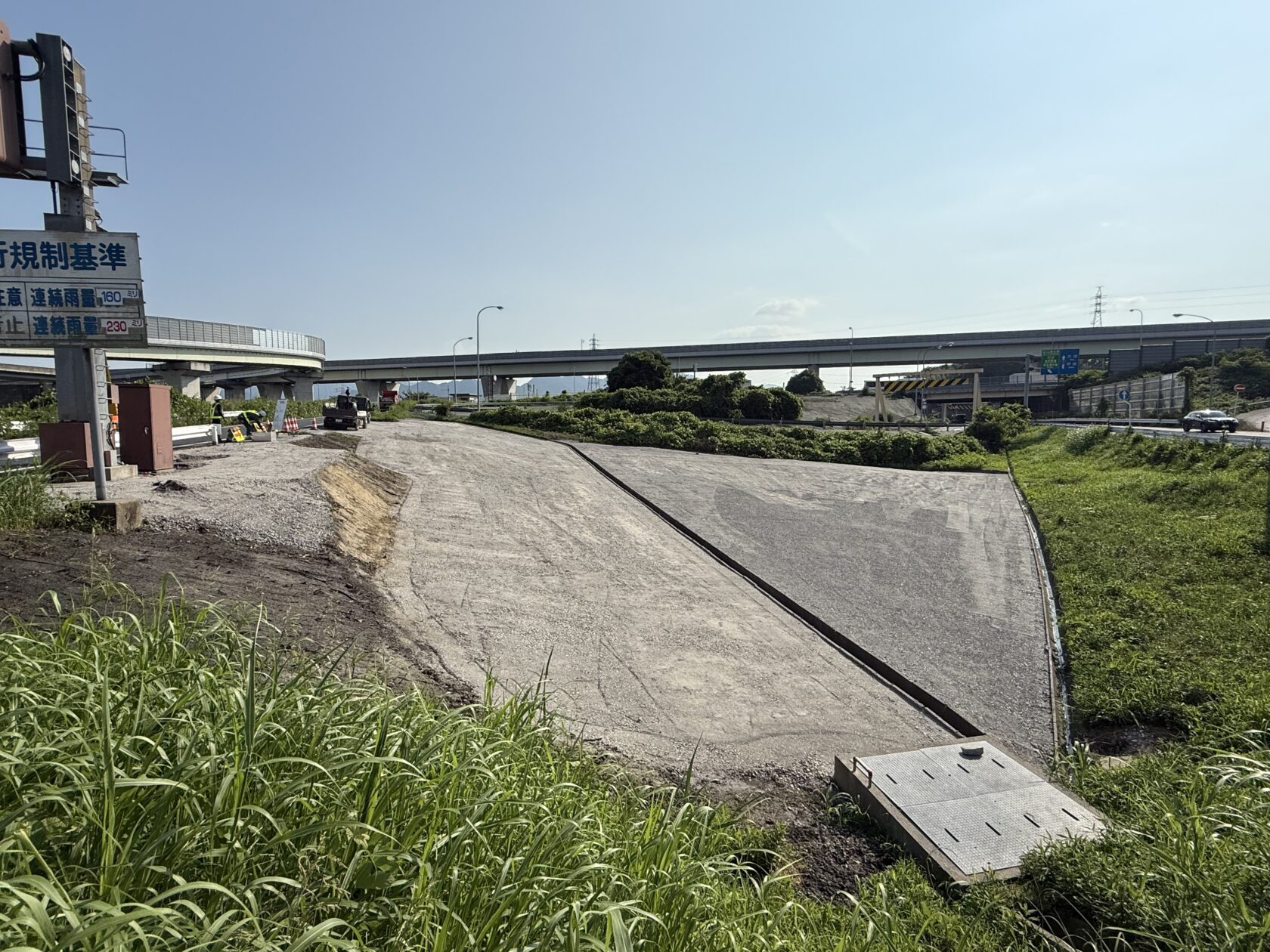 亀山ＩＣ整備工事